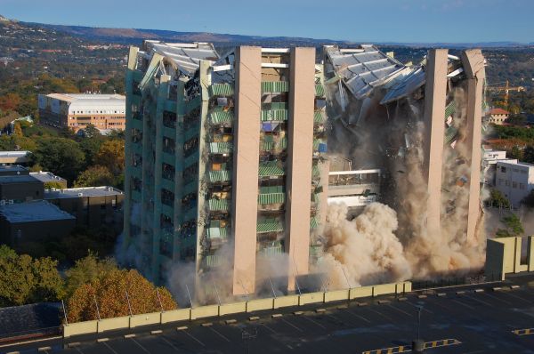 Building Removal in Camarillo